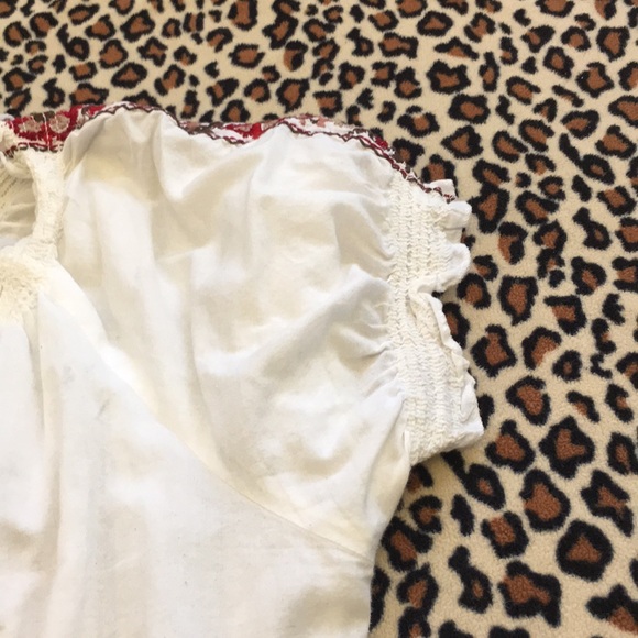 WHITE TOP - Picture 2 of 8